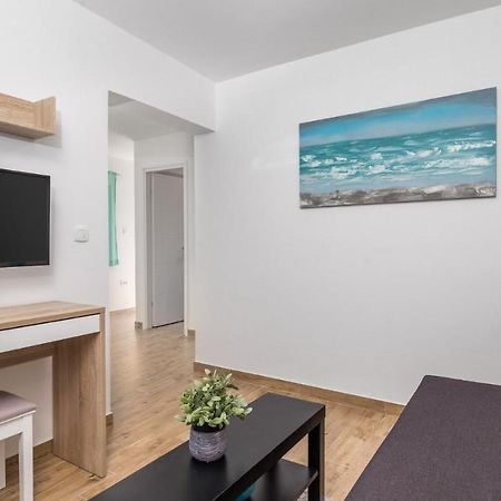 Apartment Follow Me Опатия Екстериор снимка